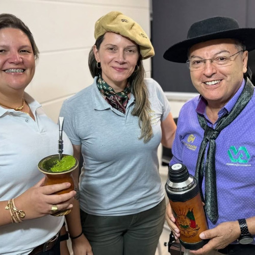 Thelma Mendes e Aline Ordakowski